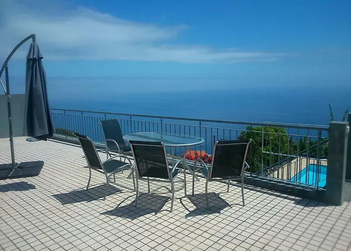 Loreto Luxury Villa *